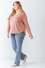 Load image into Gallery viewer, Plus Leopard Print V-neck Long Sleeve Top
