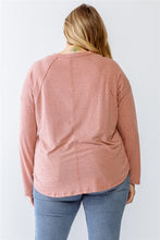 Load image into Gallery viewer, Plus Leopard Print V-neck Long Sleeve Top
