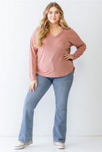 Load image into Gallery viewer, Plus Leopard Print V-neck Long Sleeve Top
