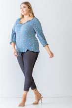 Load image into Gallery viewer, Plus Floral Print Ruched Ruffle Detail Smocked Back Top
