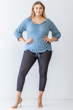 Load image into Gallery viewer, Plus Floral Print Ruched Ruffle Detail Smocked Back Top
