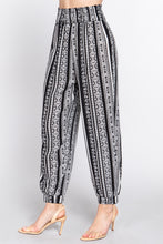 Load image into Gallery viewer, Printed Jogger Pants

