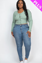 Load image into Gallery viewer, Plus Size Button Up Cropped Top
