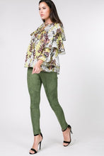 Load image into Gallery viewer, Faux Suede Skinny Pants
