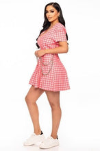 Load image into Gallery viewer, Houndstooth Chain-belt Dress
