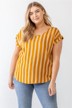 Load image into Gallery viewer, Plus Striped Short Sleeve Relax Top
