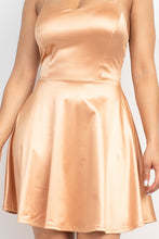 Load image into Gallery viewer, Crisscross A-line Cinched Skater Dress
