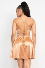 Load image into Gallery viewer, Crisscross A-line Cinched Skater Dress
