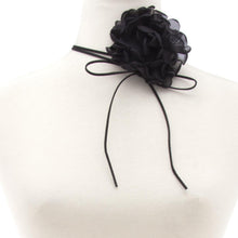 Load image into Gallery viewer, Flower Choker Necklace
