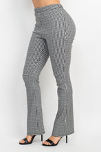 Load image into Gallery viewer, Houndstooth Fitted Flare Pants
