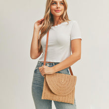 Load image into Gallery viewer, Straw Envelope Crossbody &amp; Clutch
