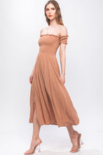 Load image into Gallery viewer, Flowy Off The Shoulder Dress
