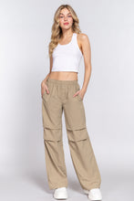 Load image into Gallery viewer, Waist Elastic Parachute Pants
