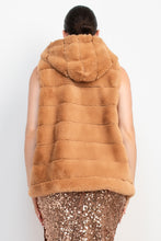 Load image into Gallery viewer, Faux Fur Collared Vest
