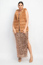 Load image into Gallery viewer, Faux Fur Collared Vest
