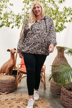 Load image into Gallery viewer, Pullover With Leopard Windbreaker
