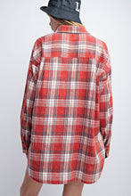 Load image into Gallery viewer, Washed Plaid Button Down Shirt
