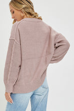 Load image into Gallery viewer, V Neck Oversized Sweater

