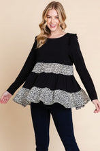 Load image into Gallery viewer, Solid Tiered Fashion Top
