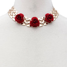 Load image into Gallery viewer, Sodajo Flower Metal Necklace
